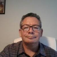 Daniel Lavender's Instagram, Twitter & Facebook