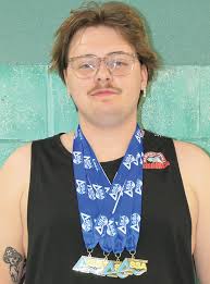 Sharks shine at regionals: 19 qualify for provincials