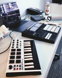 Akai Professional Mpk Mini Mkii 25 Key Portable Usb Midi Akai Mpk Mini Music Studio Room Music Studio Recording Studio Home