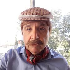 FABULETI. Ayer contó algunas historia en facebook. Podés verlo ahí.