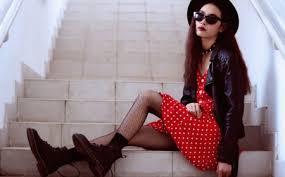 1001 Ideas For Gorgeous 90s Outfit Ideas For Him And Her From tops and hoodies to pants and aesthetic socks. ideas for gorgeous 90s outfit ideas for