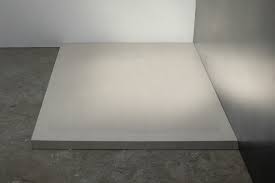 Personalizzabili a proprio piacimento, i piatti doccia duraltop coniugano il design all'arredo su misura, ideato per soddisfare le tue necessità. Corian Your Space