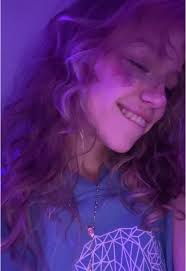 Mga video ni RubberDuckieJo (@rubberduckiejo) nga adunay original sound