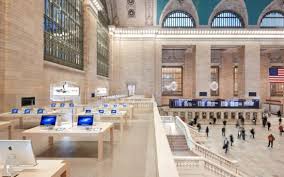 Find an apple store and shop for mac, iphone, ipad, apple watch, and more. Berlin Apple Store In Denkmalgeschutztem Kino Teltarif De News