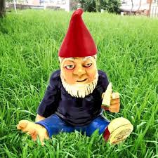 Deco Jardin Coleman Le Nain De Jardin Cool A 26 32 Nain De Jardin Deco Jardin Decoration Insolite