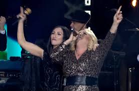 Maybe you would like to learn more about one of these? Cel Mai Tare Duet Al Lumii Muzicale Andra Si Viorica De La Clejani O Melodie Pe Sufletul Romanilor Bordeias Bordei Bordei