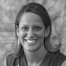 Kelly Mccausland's Instagram, Twitter & Facebook