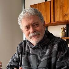 Ralph Rosas's Instagram, Twitter & Facebook