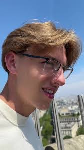 Jenna Buss's Instagram, Twitter & Facebook