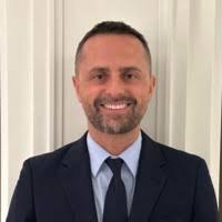 90+ "Tom Manager" profiles