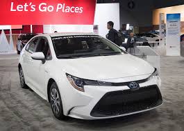 Yeni toyota corolla, özenle tasarlanmış en üst kalitede, ferah ve aydınlık bir iç mekan sunuyor. The 2020 Toyota Corolla Is The Greenest Car On The Market