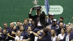 18ème championnat du monde de pelote, barcelone 2018, le sacre d'une équipe, serge strippentoire, ugatzabegui. Championnats Du Monde De Pelote Barcelone 2018 La Selection Francaise La Plus Medaillee