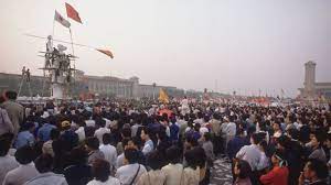 Graham earnshaw was in the tiananmen square on the night of june 3. Tiananmen Square Protests Timeline Massacre Aftermath History