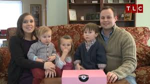 Starting in 2005, he appeared on earlier shows about his family on discovery health, when duggar was 17 years old. 19 Kids And Counting Josh And Anna Duggar S Family Moving Out Of D C Amid Molestation Controversy