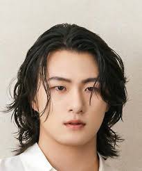 YOO YEON SEOK Muy Felices Fiestas, apreciado Grupo!