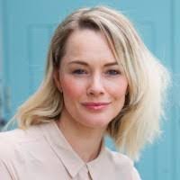 Naomi Clifton's Instagram, Twitter & Facebook