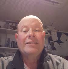 Daniel Jervis had a hat trick of 30s from lake 1 including this stunning  mirror at 32lbs www.farlowslake.co.uk #carpfishing #carpfishinguk #angling  #farlowslake #fishing #dayticketfishing