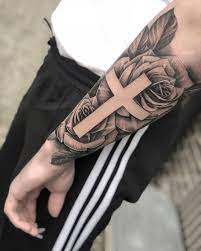 Tattoos On Would You O This Ink Tatts Tattoos Flower Tattoo Designs Desi Tatuaggi Dell Avambraccio Tatuaggi Avambraccio Uomini Tatuaggi Braccio
