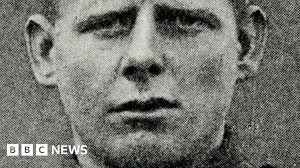 Victoria Cross: 'Inspiring' WW1 messenger's medal sold for £248,000