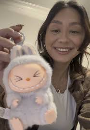 unbox a labubu w me… except im only my lunch break and only have 5 min 😭  #fyp #popmart #labubuhaveaseat #labubu