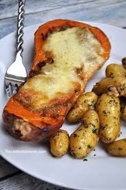 Je Vous L Ai Certainement Deja Dit J Adore L Automne Je Trouve Que Cette Saison A Un Cote Tres Romanti Butternut Farcie Recettes De Cuisine Recette Butternut