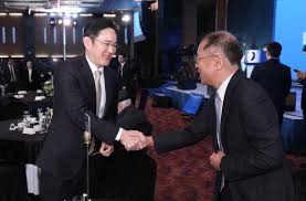 이 부회장과 정 부회장 모두 이혼 경력이 있으며 전 부인과의 사이에 아들과 딸을 고루 두었다는 점도 비슷하죠. 2019 ì£¼ì‹ë¶€í˜¸ 50ëŒ€ 1ìœ„ ì´ìž¬ìš© ì‚¼ì„±ì „ìž ë¶€íšŒìž¥ ì£¼ì‹ë¶€í˜¸ ê³µì •ê±°ëž˜ ì§€ë°°êµ¬ì¡° ê¸°ì‚¬ë³¸ë¬¸ íƒ€ì´ì¿¤í¬ìŠ¤íŠ¸