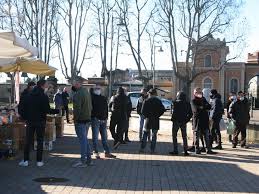 Amnesty international ha annunciato oggi che il 25 gennaio, a un anno esatto dalla scomparsa di giulio regeni al cairo. Anche Del Debbio Ascolta La Voce Di Ambulanti E Ristoratori La Rivoluzioneromantica Del Comparto Ho Re Ca Uniti Continua Al Mercato Di Legnano Sempione News