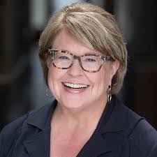 Kimberly Ligon's Instagram, Twitter & Facebook