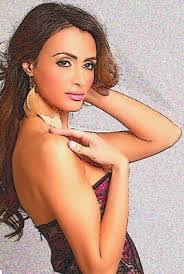 Mimi Lang's Instagram, Twitter & Facebook