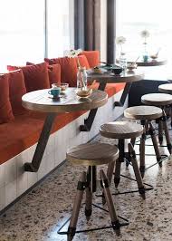 Le Microroastere Kofi Decouvre L Art De Preparer Le Cafe Restaurant En 2020 Interieurs Cafe Idee Deco Restaurant Design Interieur Restaurant