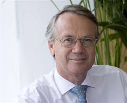 Lovell drafted in at Carillion