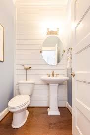 A small bathroom is not easy to design. 33 Modern Coastal Bathrooms With Classic Style