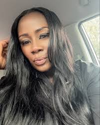 Kim Holifield's Instagram, Twitter & Facebook