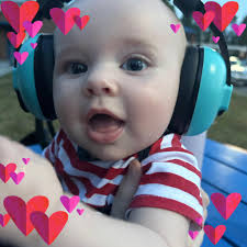 Hairstylist for curly hair and eyebrows?