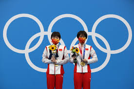 After the third jump, chen yuxi and zhang jiaqi scored 192.90 points and ranked first, with a lead of 21 points. Yndlsqo1f1jzvm