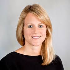 Karen Reznik's Instagram, Twitter & Facebook