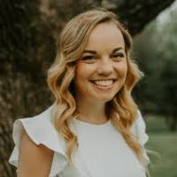 Jess Mccall's Instagram, Twitter & Facebook