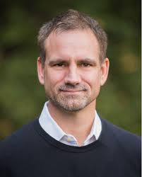 Eric Colson's Instagram, Twitter & Facebook