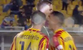 The latest tweets from glapadula (@g_lapadula). Video Lapadula And Olsen In Heated Clash With Both Floored