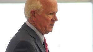 Former U.S. Sen. Chambliss teaches class at UGA law school