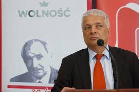 Adama smitha, doktor habilitowany nauk prawnych, wykładowca oraz profesor uczelni łazarskiego. Robert Gwiazdowski Startuje Z Projektem Politycznym