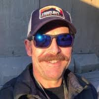 Derek Woody's Instagram, Twitter & Facebook