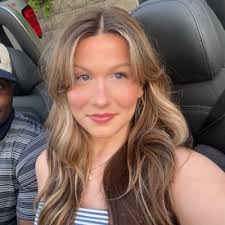 Maggie Strader (@magstrader)