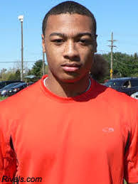 Deone Drake's Instagram, Twitter & Facebook