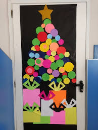 Puerta Navidena Diy Christmas Door Christmas Classroom Christmas Classroom Door