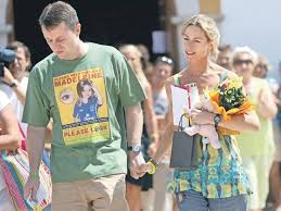 Madeleine's parents, kate and gerry mccann, had put their three kids to bed that night and gone out for a bite near where they were staying; Cazul DispariÈiei Madeleine Mccain Madeleine Mccann World Cald
