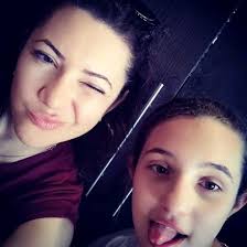 אינסטגרם הציע....מי אני שאסרב לו?! , #חייםשלאמא #שנהטובה #חתימהטובה  @miya.smirny