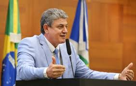 Deputado Valmir Moretto é flagrado em áudio afirmando ligação com empresa vencedora de licitação de hospital em MT