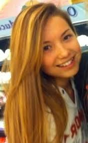 Kelly Valentine's Instagram, Twitter & Facebook