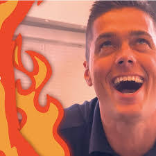 Melanie Featherstone's Instagram, Twitter & Facebook